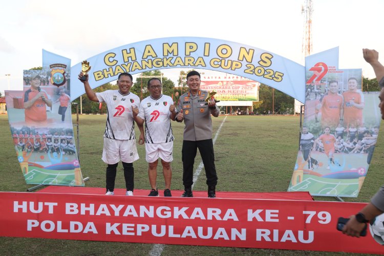 SEMARAK HARI BHAYANGKARA KE-79 TAHUN 2025: BHAYANGKARA CUP 2025 RESMI SELESAI, PERERAT SOLIDITAS PERSONEL POLDA KEPRI