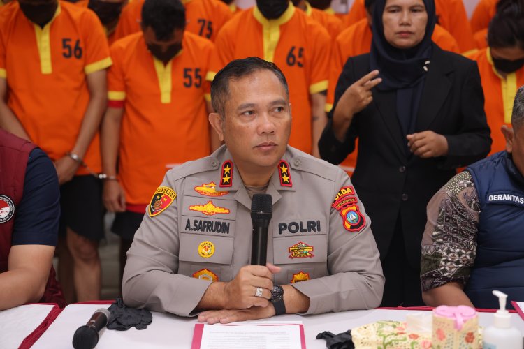 POLDA KEPRI UNGKAP 26 KASUS NARKOTIKA, MUSNAHKAN BARANG BUKTI DAN SELAMATKAN 100 RIBU JIWA