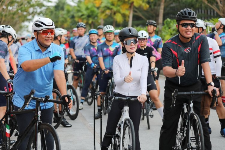 Gowes Santai Warnai Akhir Pekan Batam, Ribuan Peserta Hadir, Semangat Kebersamaan Menggelora