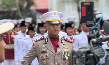 PERWIRA MUDA POLDA KEPRI PIMPIN PASKIBRAKA DI ISTANA MERDEKA