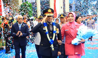 KAPOLDA KEPRI HADIRI ACARA TRADISI PENGANTAR PURNA TUGAS DAN PENGANTAR TUGAS WAKAPOLRI