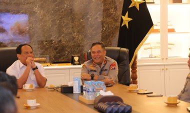 POLDA KEPRI TERIMA KUNJUNGAN KERJA WAKIL MENTERI PERHUBUNGAN: BAHAS DISTRIBUSI LOGISTIK DAN JALUR RORO