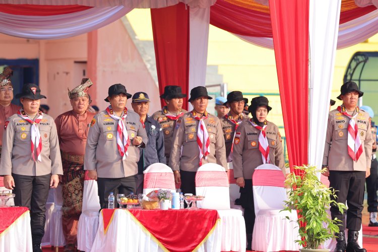 SEMANGAT MERAH PUTIH: POLDA KEPRI GELAR KIRAB KEBANGSAAN JELANG HUT RI KE-80 DI BATAM