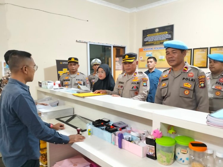 Waka Polres Lingga Tinjau Ruang Pelayanan Publik, Pastikan Pelayanan Prima bagi Masyarakat