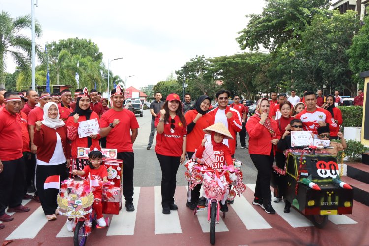 TAWA, SEMANGAT, DAN KEBERSAMAAN: POLDA KEPRI MERIAHKAN HUT KE-80 RI