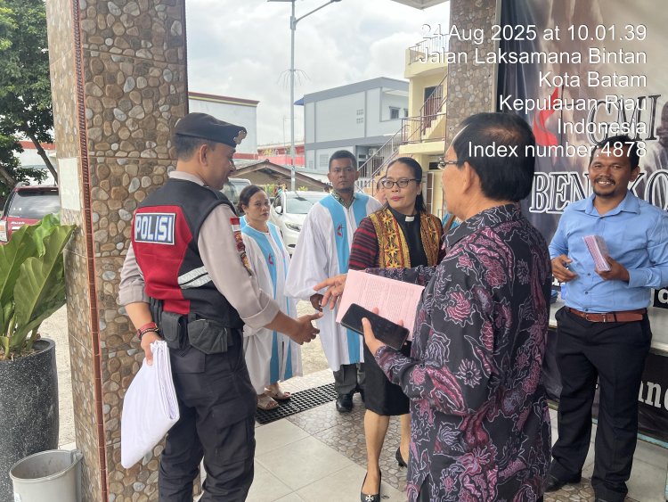 Polsek Bengkong Gelar Minggu Kasih Kamtibmas Bersama Jemaat Gereja Gloria Methodist Indonesia