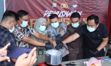 80 Paket Sabu Dimusnahkan Satnarkoba Polres Karimun