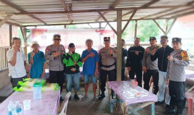 Polsek Batu Ampar Gelar Jumat Curhat Bersama Warga Tanjung Sengkuang