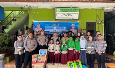 Satlantas Polresta Barelang Gelar Bhakti Sosial dalam Rangka Hari Lalu Lintas Bhayangkara 2025