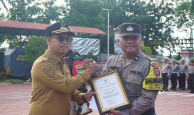 Bupati Karimun Pimpin Apel Satkamling Di Polres Karimun