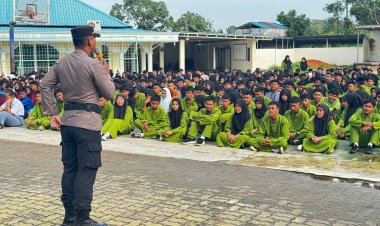 Polsek Lubuk Baja Gelar Sosialisasi Kenakalan Remaja di SMA Negeri 12 Tanjung Uma
