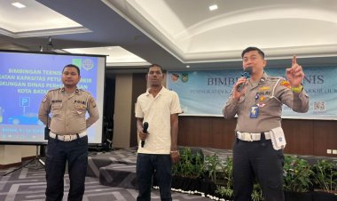 Satlantas Polresta Barelang Gelar Sosialisasi Safety Riding Dalam Bimtek Juru Parkir Dishub Kota Batam