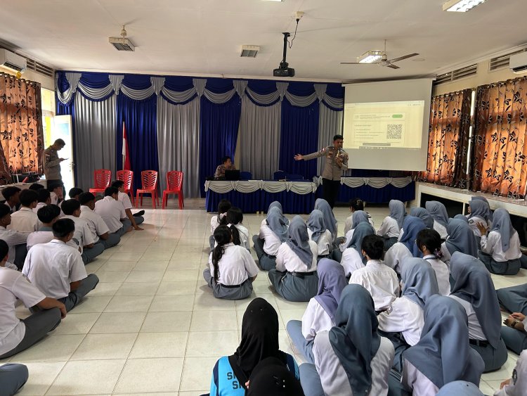 Polres Lingga Gelar Sosialisasi Kenakalan Remaja di SMA Negeri 2 Dabo Singkep: Dorong Siswa Jadi Agen Perubahan
