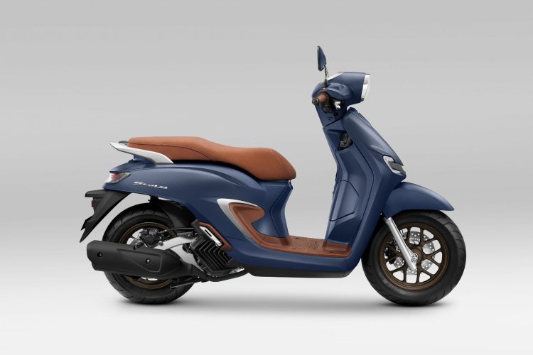 Warna Baru New Honda Stylo 160, Royal Matte Blue Siap Jadi Primadona di Jalanan