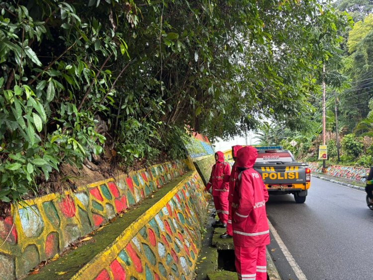 Samapta Polres Karimun Patroli Siaga Bencana dan Pemantauan Lokasi Rawan Banjir