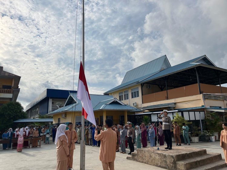 Satlantas Polresta Barelang Gelar Police Go To School di SMA Negeri 20 Batam dalam Rangka Peringati 70 Tahun Lalu Lintas Bhayangkara