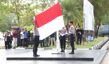 Upacara Bendera 17 Hari Bulan Tingkat Kota Batam di Polresta Barelang, Wujud Sinergi dan Semangat Kebangsaan