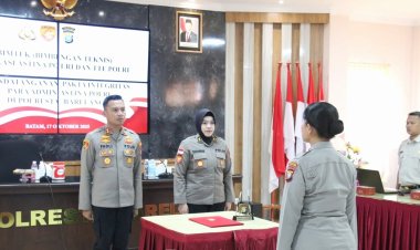 TRANSFORMASI DIGITAL UNTUK PENINGKATAN KUALITAS LAYANAN ADMINISTRATIF DI SETUM POLDA KEPRI