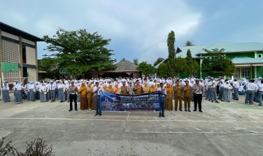 Kasat Lantas Polres Lingga Jadi Pembina Upacara di SMAN 1 Singkep, Tanamkan Disiplin Lalu Lintas Sejak Dini