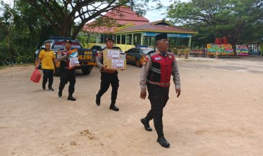 Jumat Berkah, Polres Karimun dan Jajaran Salurkan Bantuan Tali Asih