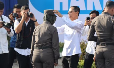 KAPOLDA KEPRI HADIRI UPACARA HARI BAKTI BP BATAM KE-54: PERKUAT SINERGI MENUJU BATAM MAJU DAN AMAN