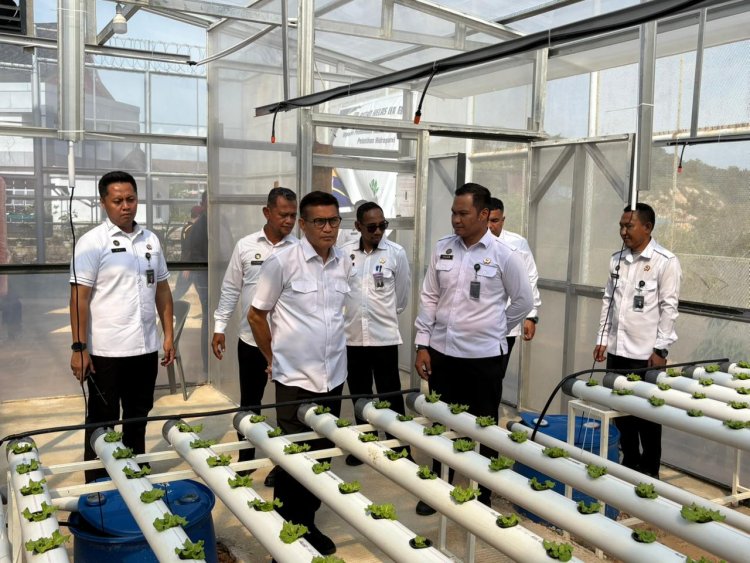 STAF KHUSUS MENTERI IMIGRASI DAN PEMASYARAKATAN TINJAU RUTAN KELAS IIA BATAM: DORONG PENGUATAN SDM DAN TRANSFORMASI ORGANISASI