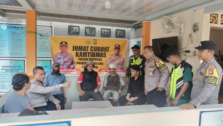 POLSEK SEKUPANG GELAR JUMAT CURHAT KAMTIBMAS PRESISI, SERAP ASPIRASI WARGA DI KELURAHAN PATAM LESTARI