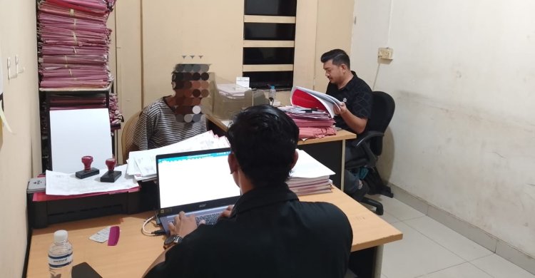 Polsek Bengkong Ringkus Kakek Tua Bangka Cabuli Anak 4 Tahun, Begini Modusnya