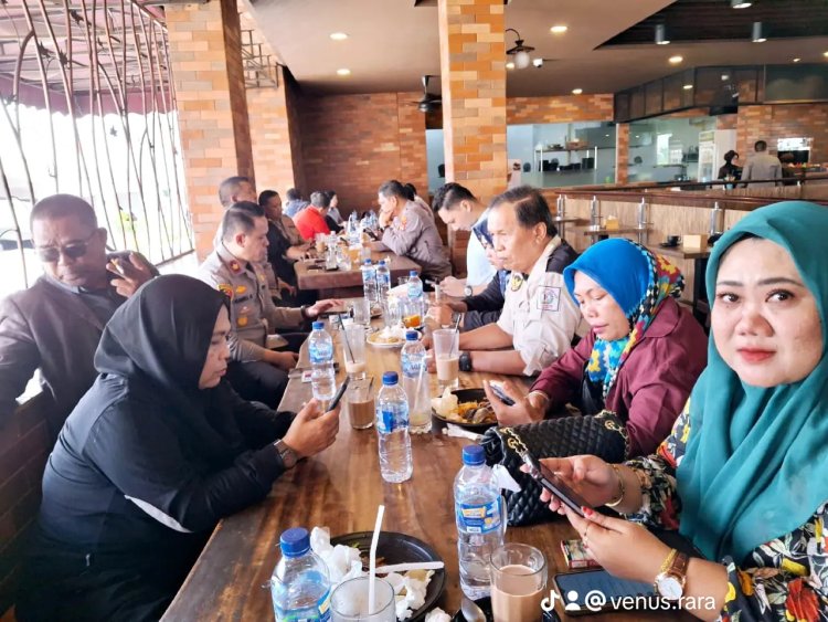 Kapolsek Batu Ampar Gelar Coffee Morning Bersama Insan Pers, Wujudkan Sinergitas Polri dan Media