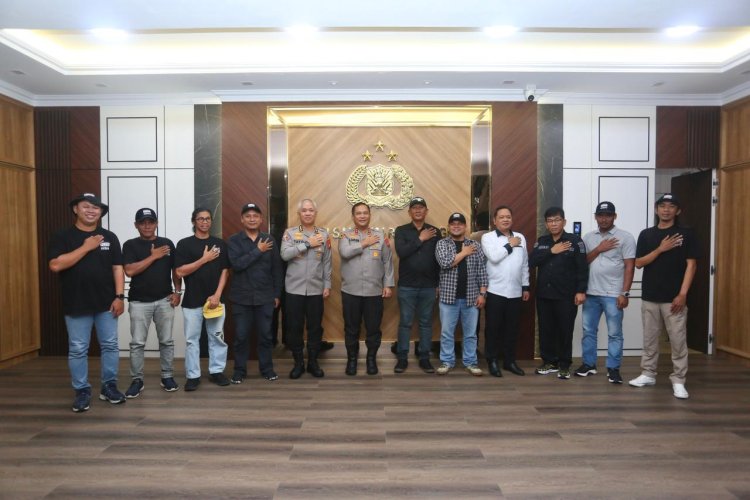 KAPOLDA KEPRI TERIMA AUDIENSI KETUA PEWARTA FOTO INDONESIA (PFI) PROVINSI KEPULAUAN RIAU