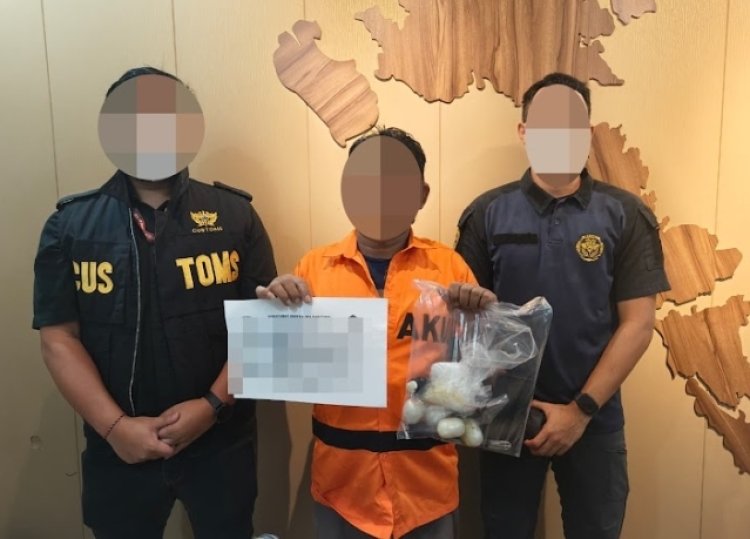 Bea Cukai Batam Sergap Dua Penyelundupan Jelang Hari Oeang: 475 Gram Narkotika dan 96 Botol MMEA Diamankan