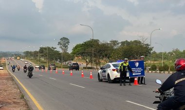 Kanalisasi Satlantas Polresta Barelang Dorong Budaya Tertib Menggunakan Lajur Kiri
