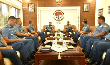 KODAERAL IV TERIMA COURTESY CALL TIM SOSIALISASI PENDIDIKAN DAN DOKTRIN TNI AL