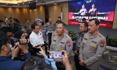 POLDA KEPRI GELAR SILATURAHMI DAN DEKLARASI KAMTIBMAS BERSAMA KOMUNITAS PENGEMUDI ONLINE SE-KEPRI