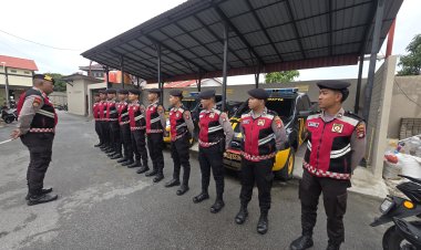Sat Samapta Polres Karimun Gelar Patroli Jalan Kaki, Wujudkan Kamtibmas Aman dan Kondusif di Kab. Karimun