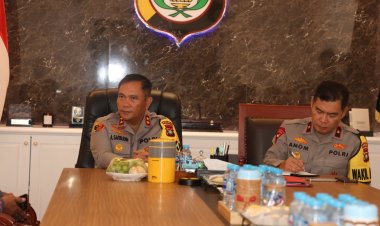 KAPOLDA KEPRI TERIMA VISITASI MONEV KIP 2025: TEGASKAN KOMITMEN TRANSPARANSI