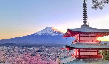 Kunjungan Wisata ke Jepang Melonjak 35% dari Indonesia, Maskapai Tambah Jadwal Penerbangan