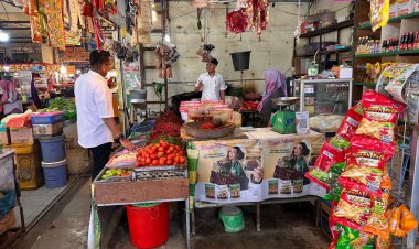 Satgas Pangan Polresta Barelang Pastikan Harga Beras di Pasar Mega Legenda Sesuai HET