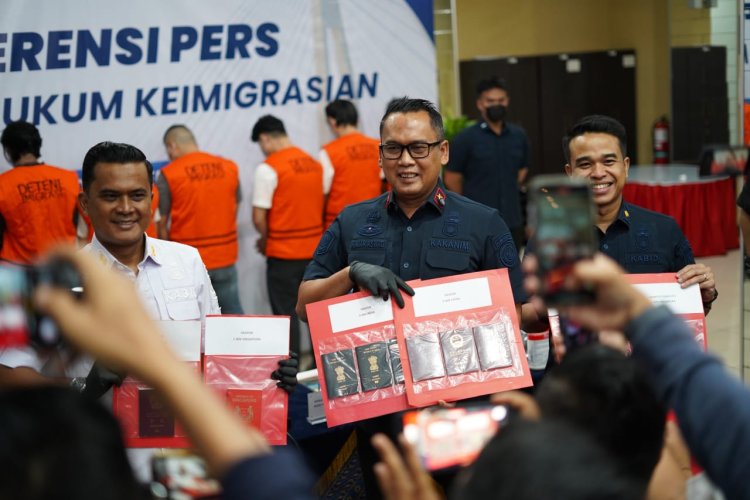 Imigrasi Batam Tegas, Deportasi 6 WNA dan Tangani Kasus Tindak Pidana Keimigrasian