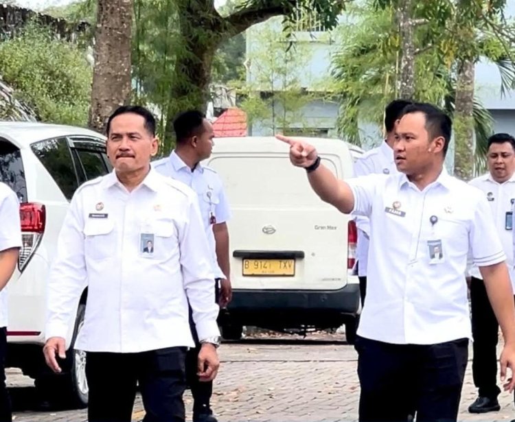 TINJAU PELAYANAN DAN PEMBINAAN, PK AHLI UTAMA DITJENPAS KUNJUNGI RUTAN KELAS IIA BATAM