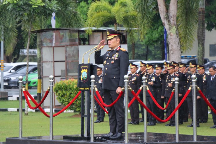 POLDA KEPRI GELAR UPACARA PERINGATAN HARI PAHLAWAN KE-80 TAHUN 2025