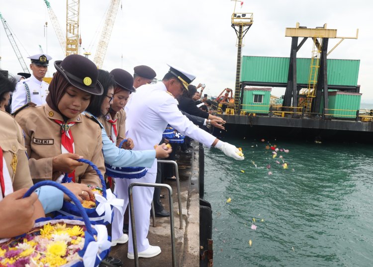 DANKODAERAL IV PIMPIN UPACARA HARI PAHLAWAN KE-80 BERSAMA FORKOPIMDA BATAM