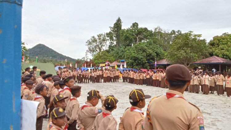 Bhabinkamtibmas Hadir untuk Pramuka: Brigpol Ahmad Nurhidayat Ikuti Pesta Siaga Tahun 2025 Kecamatan Lingga
