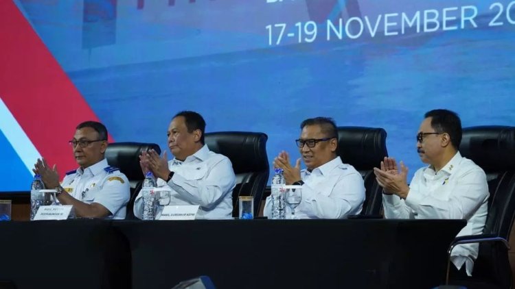 Batam Jadi Tuan Rumah Marpolex 2025, Ratusan Petugas Gabungan Turun ke Laut untuk Simulasi Penanganan Tumpahan Minyak