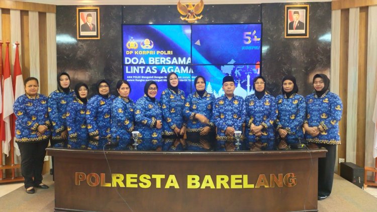 ASN Polresta Barelang Gelar Doa Bersama Lintas Agama Peringati HUT Korpri ke-54 di Lantai 3 Mapolresta Barelang