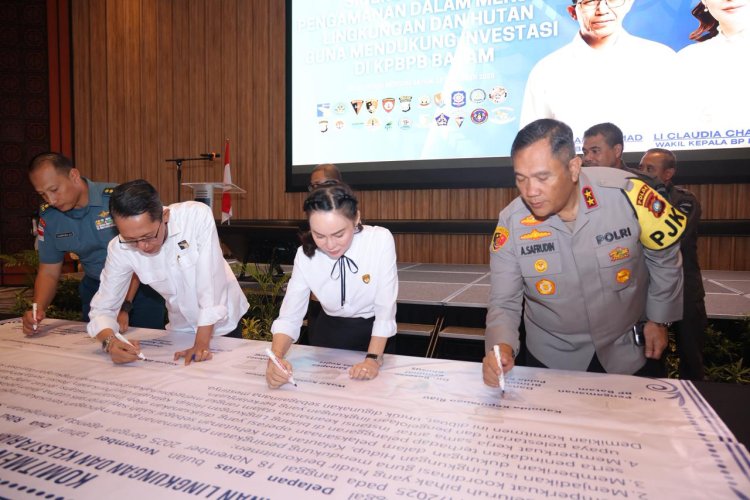 KAPOLDA KEPRI TERIMA VISITASI MONEV KIP 2025: TEGASKAN KOMITMEN TRANSPARANSI