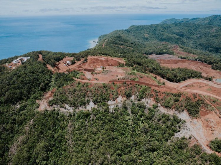 Pemerintah Indonesia Cabut Empat Izin Tambang Nikel di Raja Ampat karena Pelanggaran Lingkungan