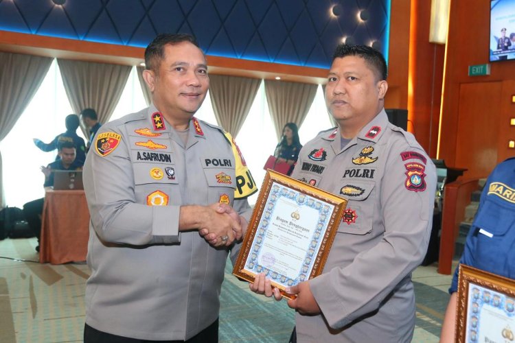 KAPOLDA KEPRI BUKA PELATIHAN FUNGSI TEKNIS DOKPOL TAHUN 2025: PERAN DOKKES SANGAT VITAL DALAM TUBUH POLRI