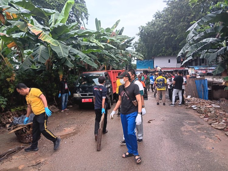 Sinergi TNI–Polri dan Masyarakat Wujudkan Lingkungan Bersih di Jodoh Square