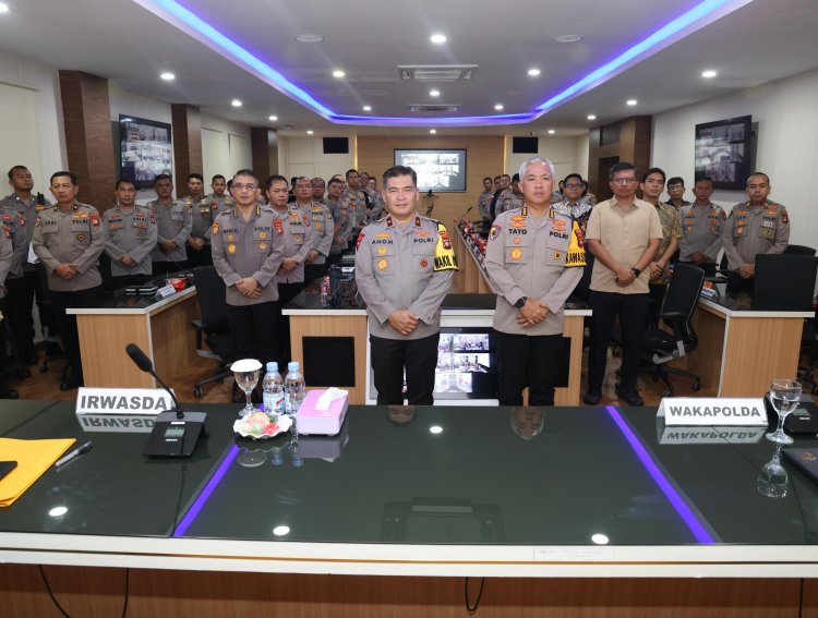 POLDA KEPRI GELAR TAKLIMAT AKHIR AUDIT KINERJA ITWASDA TAHAP II T.A. 2025